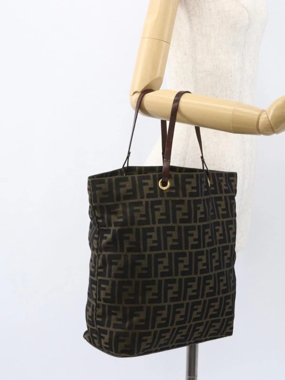 FENDI Zucca Canvas Tote Bag Black Brown Auth am10121